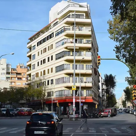 Apartment With Garden