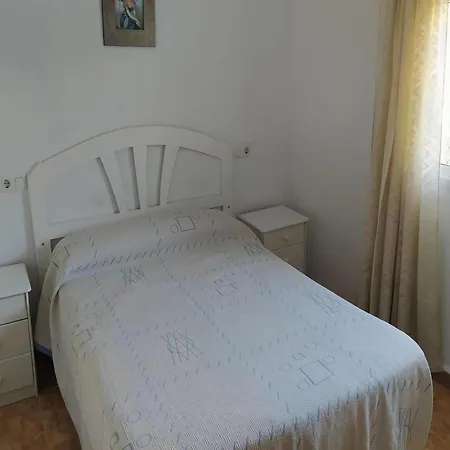 Apartment With Garden *
